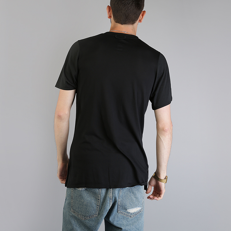 мужская черная футболка Jordan 23 Tech Short-Sleeve 861541-010 - цена, описание, фото 3
